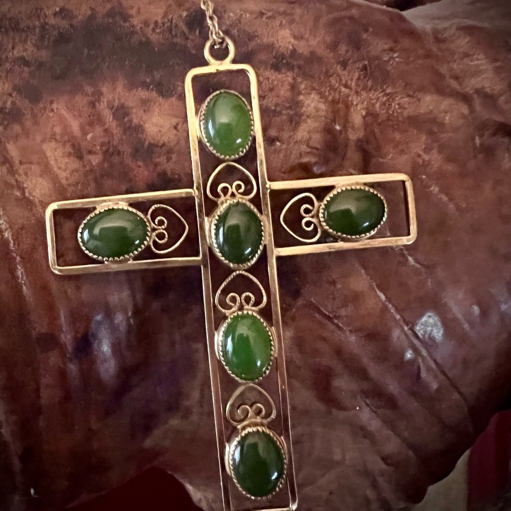 Vintage GF and Jade Stamped CC Catamore Company Large Cross Pendant With Chain